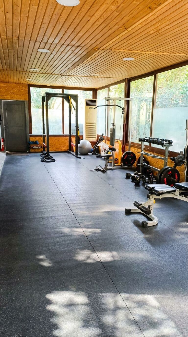 GYM.MODE studio — άποψη του χώρου με εξοπλισμό